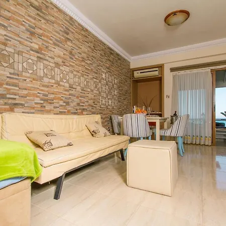 Appartamento Арартаменты На Пляже Larnaca